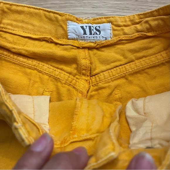Vintage 90s yellow denim shorts size 27” waist - Picture 4 of 6